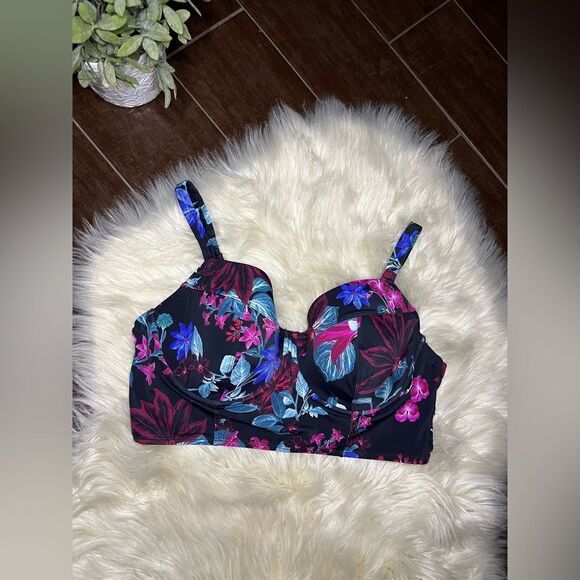 Torrid Mystical Forest Floral-Black swim top only sz 1X DD/DDD - Picture 2 of 7